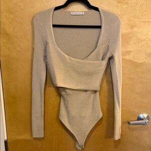Abercrombie & Fitch Taupe Ribbed Long-Sleeve Square Neck Bodysuit Medium